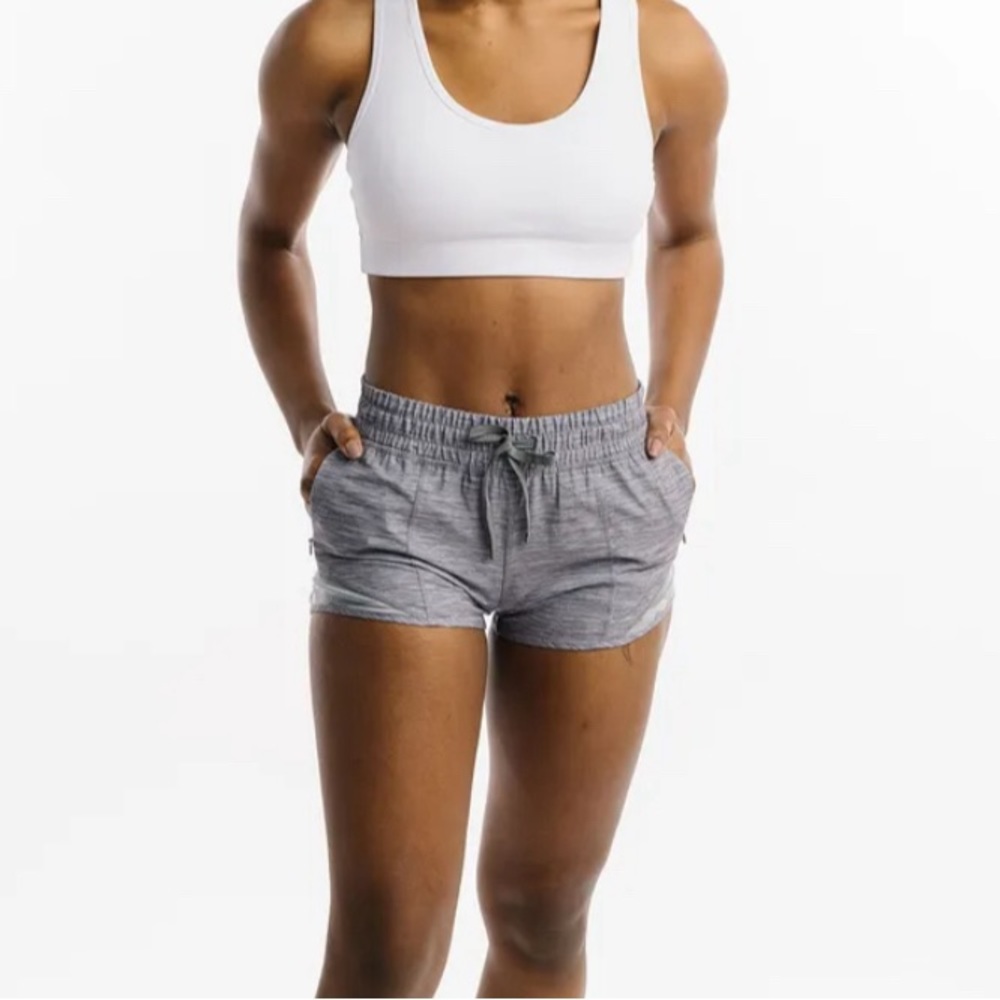 Zyia camo mesh hidden zipper shorts